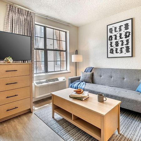 Intown Suites Extended Stay Greensboro Nc - Airport Екстериор снимка