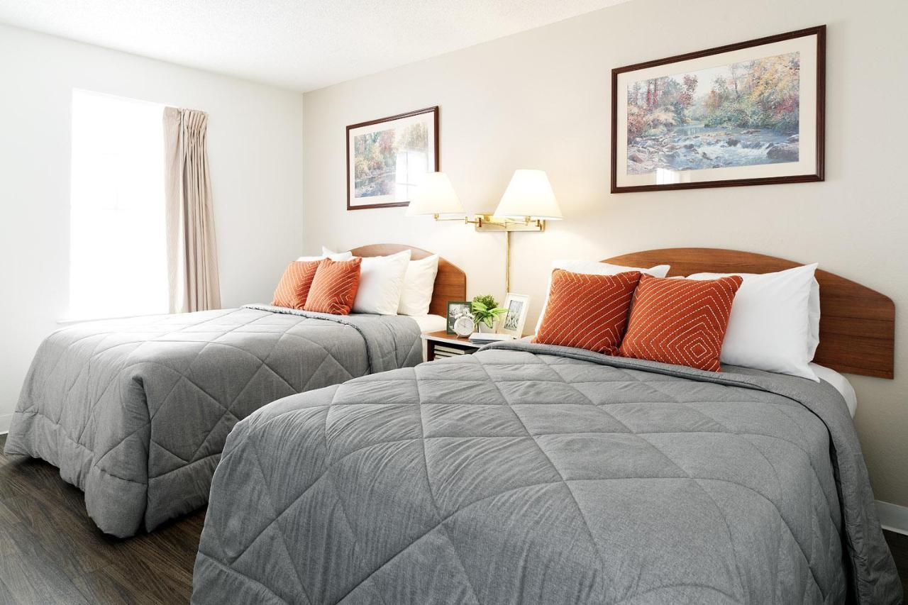 Intown Suites Extended Stay Greensboro Nc - Airport Екстериор снимка