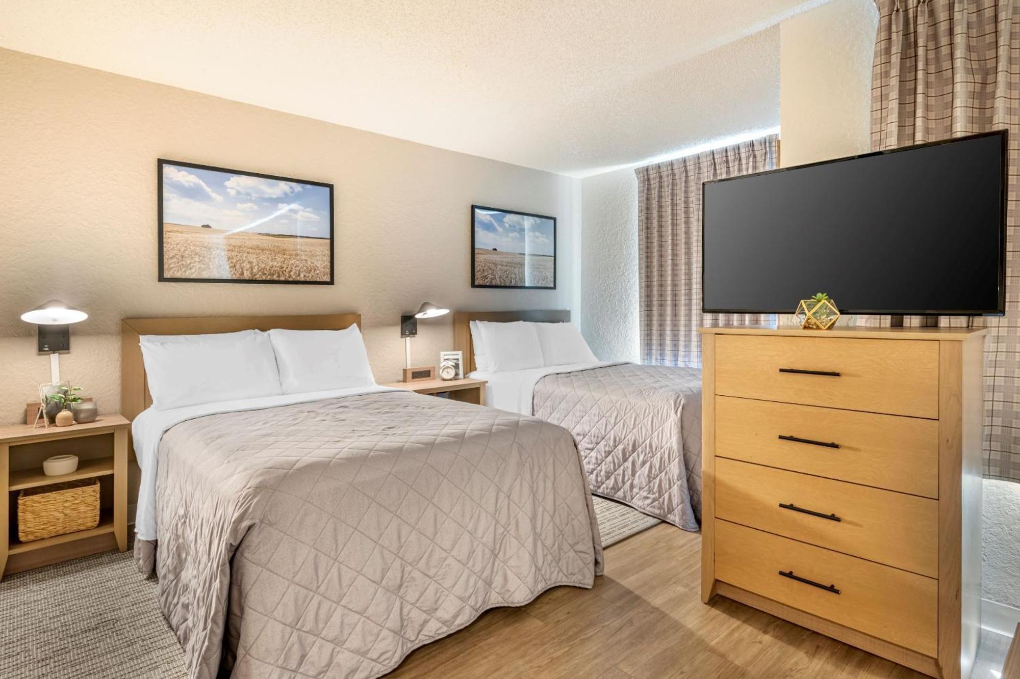 Intown Suites Extended Stay Greensboro Nc - Airport Екстериор снимка